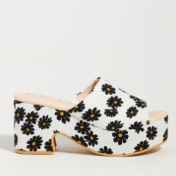 Anthropologie Shoes - Anthropologie NWT Matisse Daisy Floral Platform Mules, sizes 8 & 10, comfy!